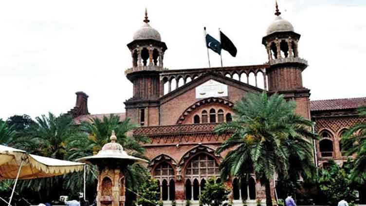 LHC Directs Interior Ministry to Decide Pashtun Family’s CNIC Appeal Within One Month